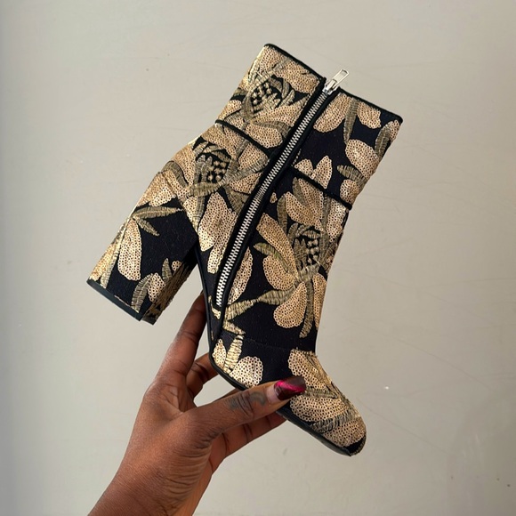 Steve Madden Goldie Boots US 10 - Picture 3 of 3